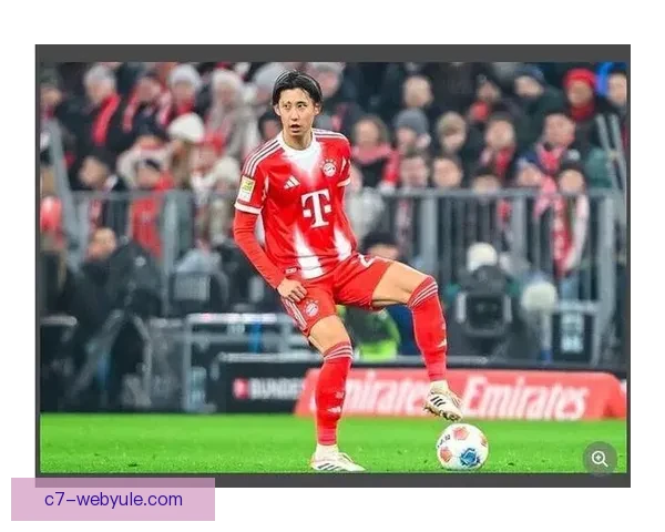 埃贝尔谈于帕续约拜仁不买后卫