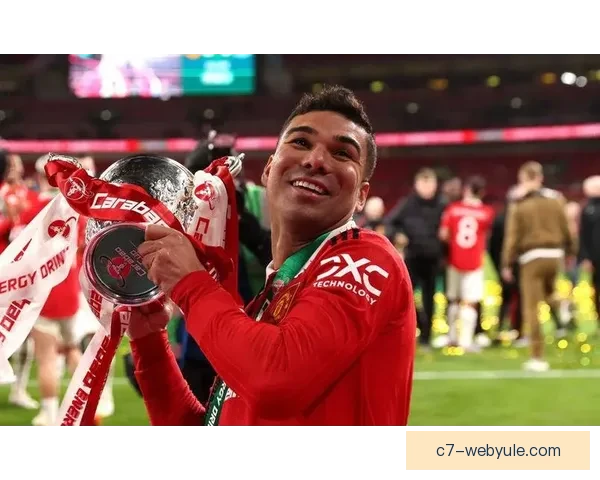 卡塞米罗拒绝续约曼联因拉爵不敬